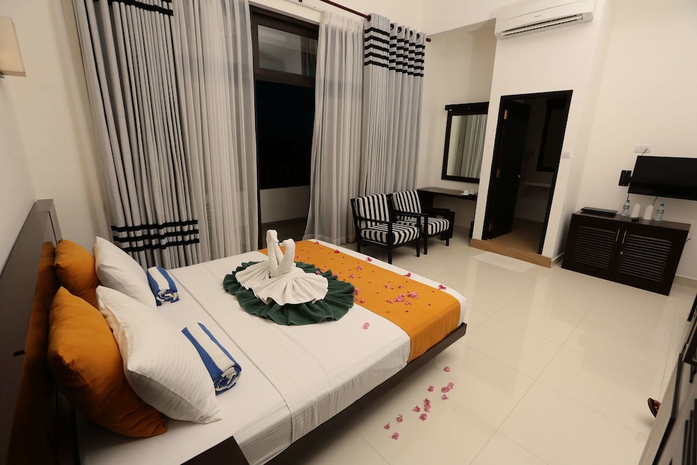 Lagoon Paradise Beach Resort