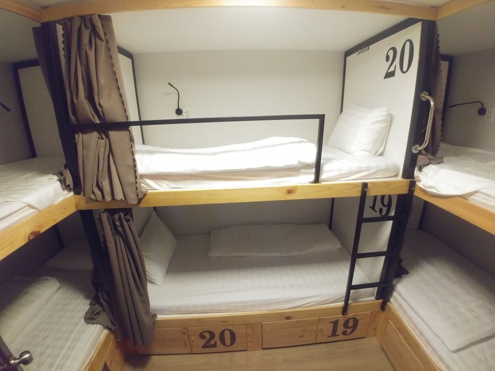 Four of a Kind Hostel