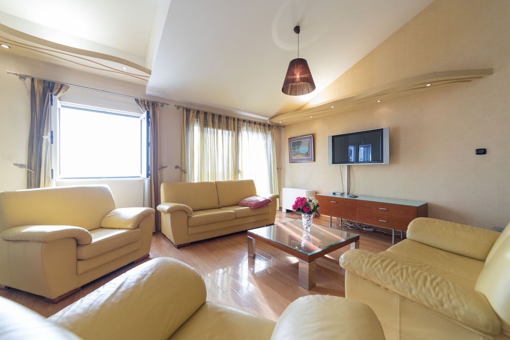 Apartments Vuksic