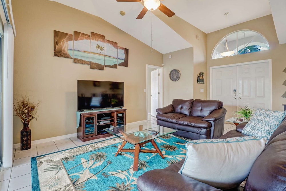 2721 SW 42nd LN view 2