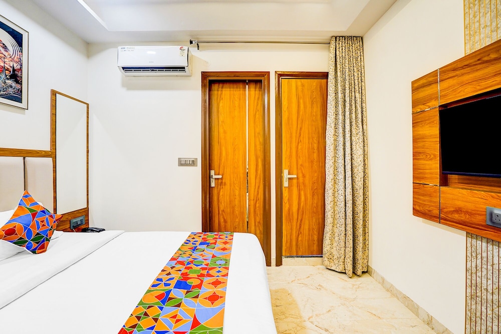 Fabhotel Kishori Inn