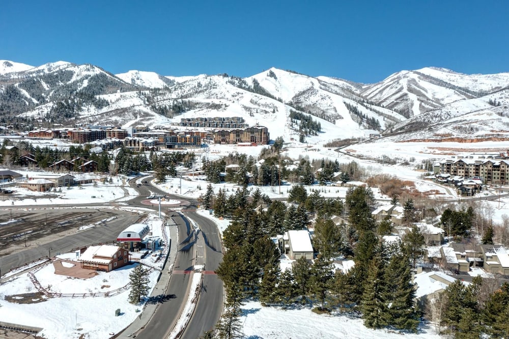 Park City Hct-26c Hot Tub KBM Resorts