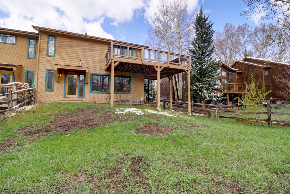 1250 Willow Grove 3 Bedroom Townhouse