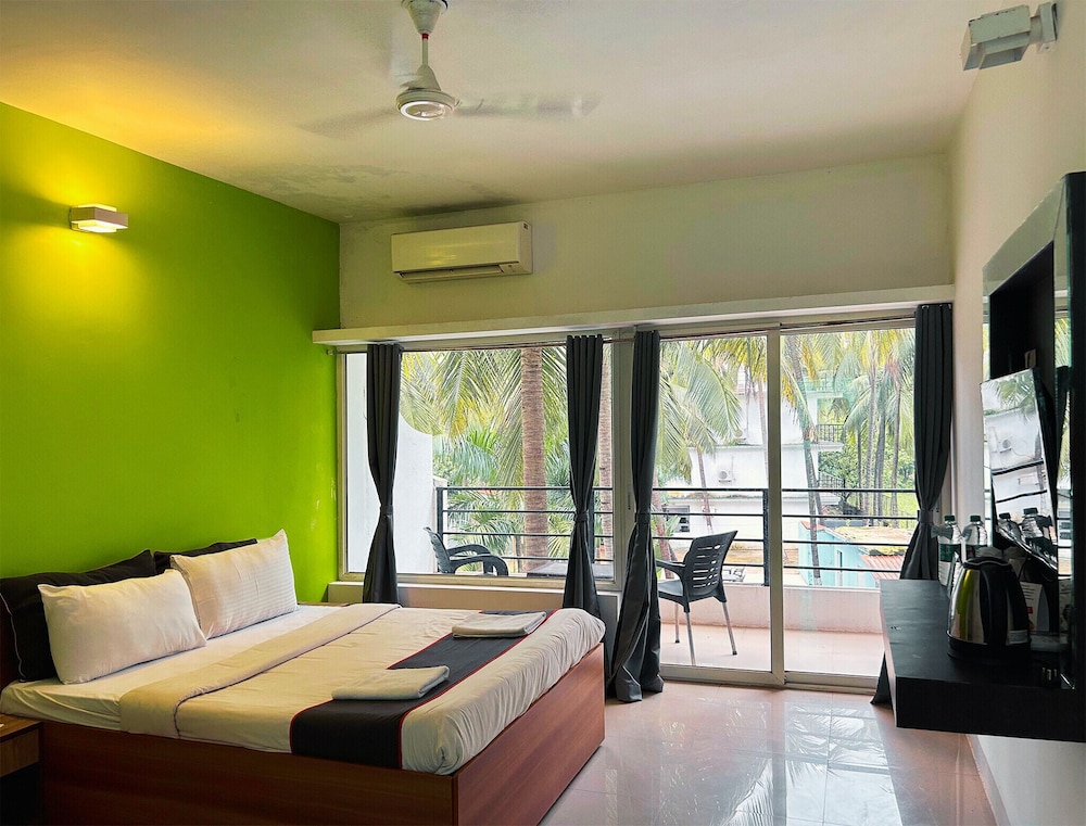 Bay Breeze Hotels & Resorts view 5
