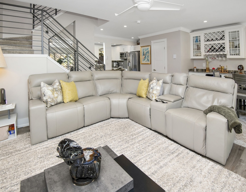 Capstone 5 4 Bedroom Townhouse