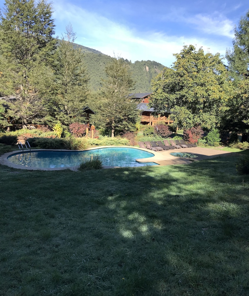 Peumayen Lodge & Termas Boutique