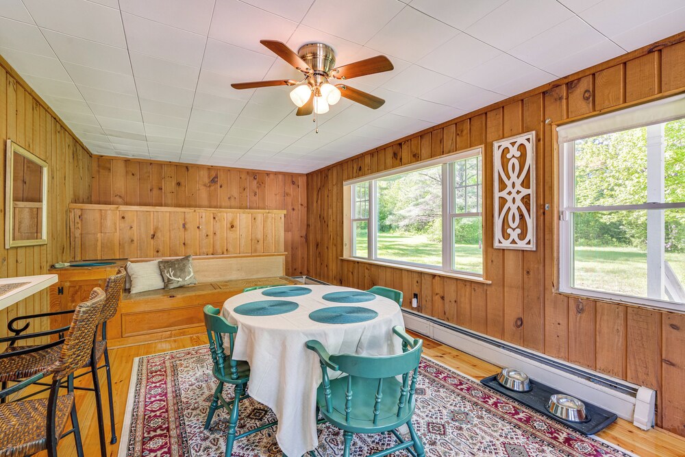 Cozy Cottage: Near Ski Bretton Wood & Franconia