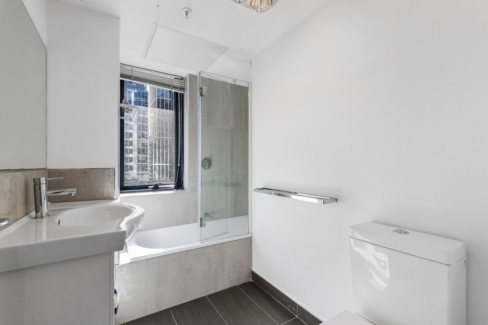 Gorgeous 3-bed in Melbourne's East End