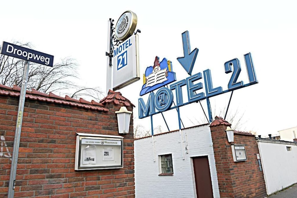 Motel21