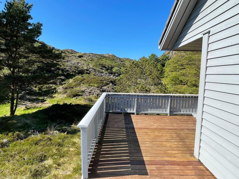 6 Person Holiday Home in Espevaer-by Traum view 4