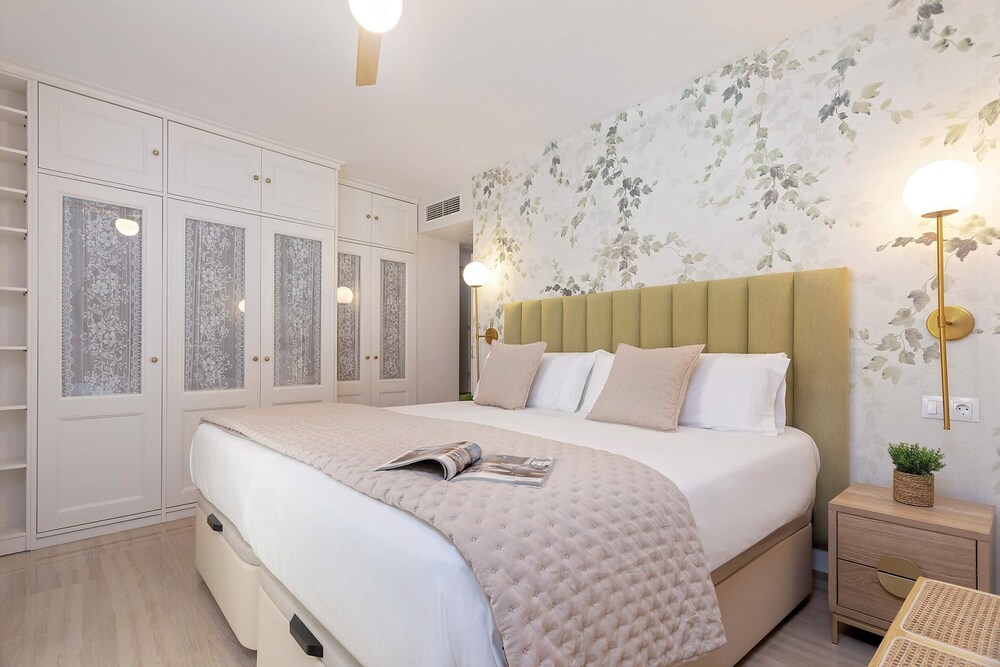 Bright 3bdroom Apartment in Granada. Recogidas III