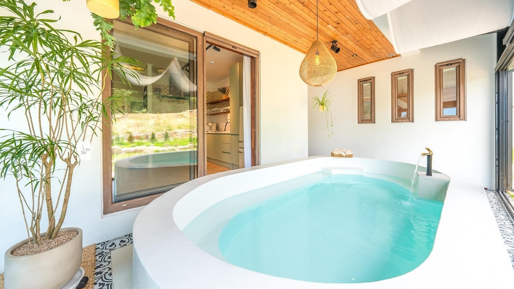 Gyeongju Poolvilla Gyeongjuegamyeon