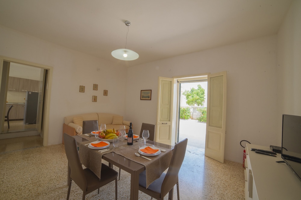 Giulia Sea View Villas
