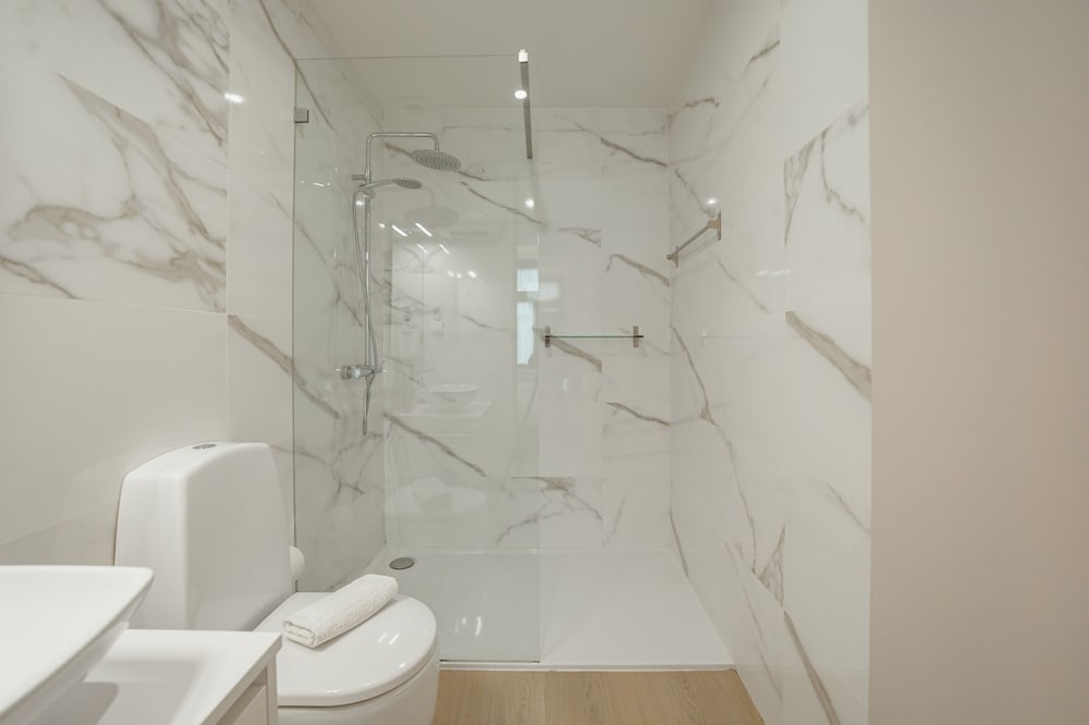 Carmo Residence Porto - S ANA by Vacationy