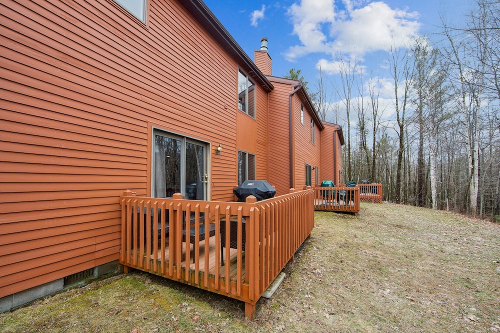 Cloud 50g - The Ultimate Adirondack Experience 3 Bedroom Townhouse by The Summit at Gore Mountain