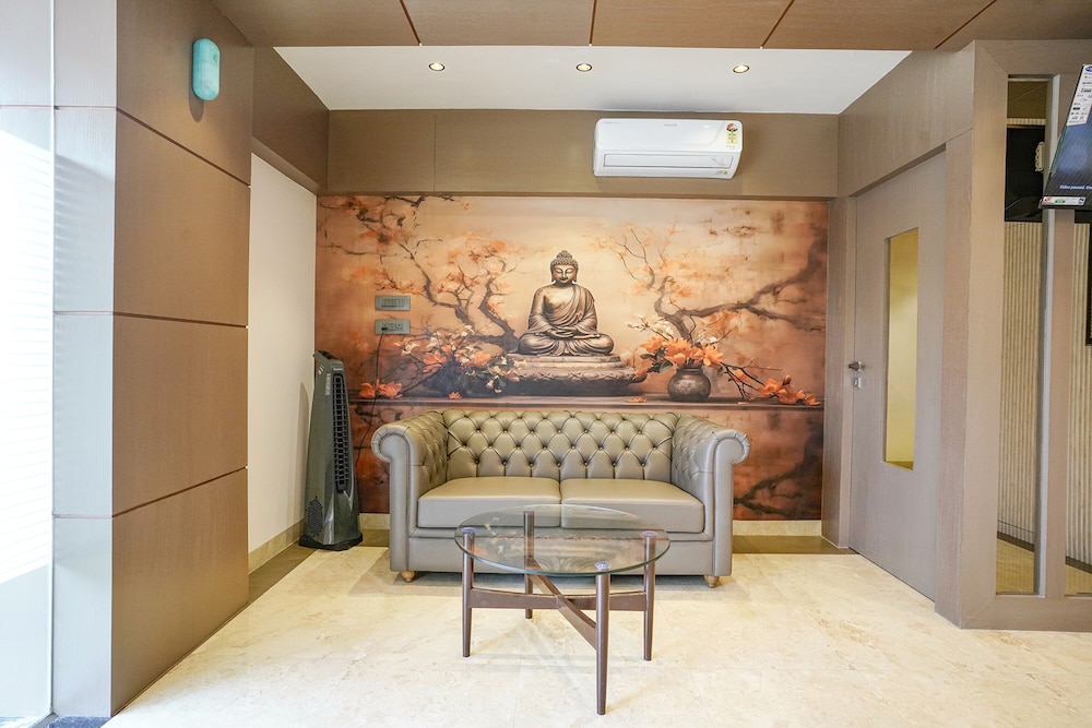Fabhotel Status Residency