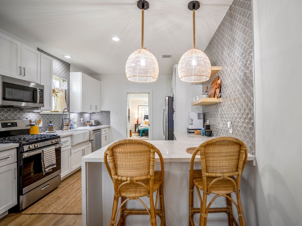 Sandy Toes Retreat by Ryson Vacation Rentals