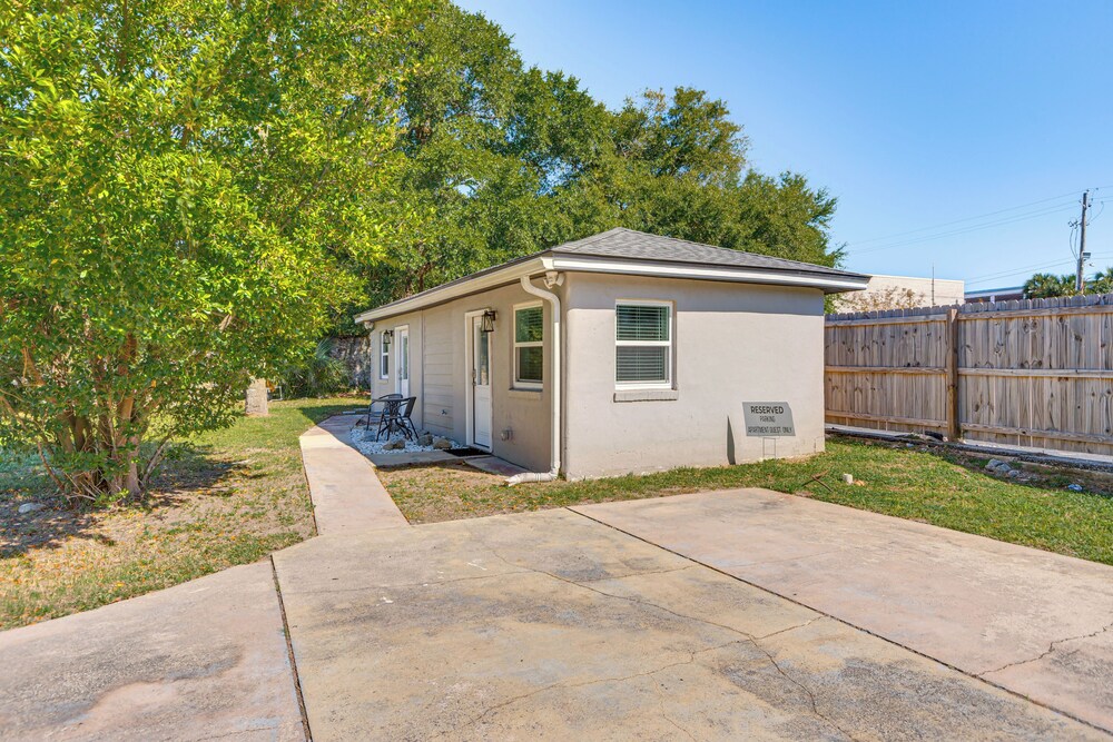 Walk Dtwn: Updated Pensacola Gem