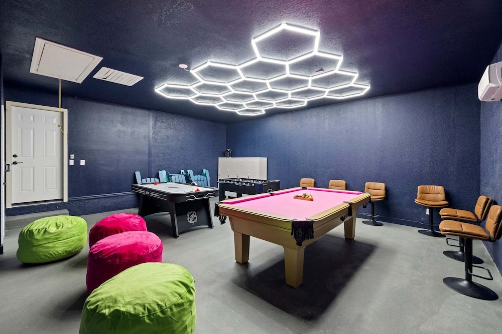 Pickle Ball Golf Pool Spa Game Room Beach