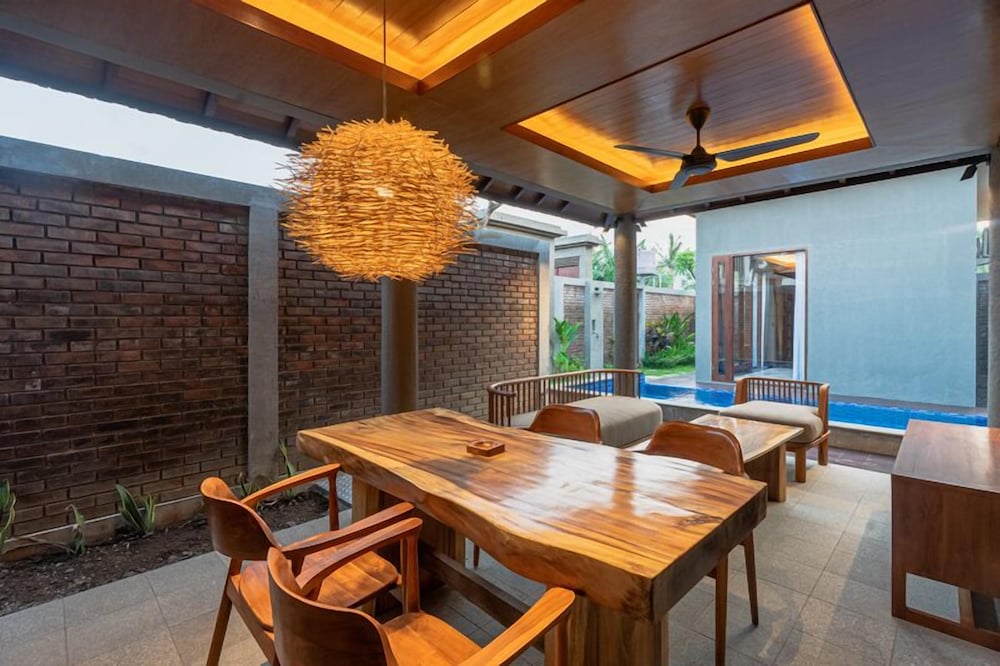 Serenia Villas Amed