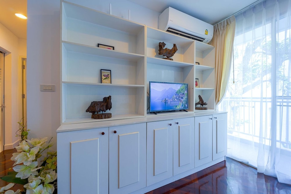 2 Bedroom in Prime Location BSRS