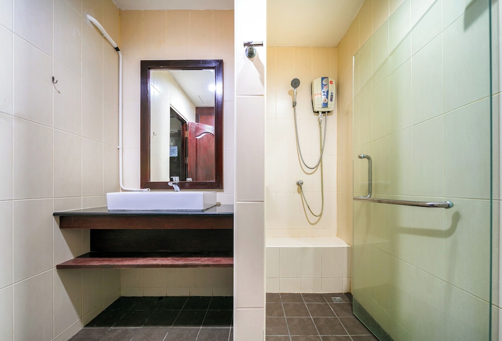 EBS Hostel Phuket