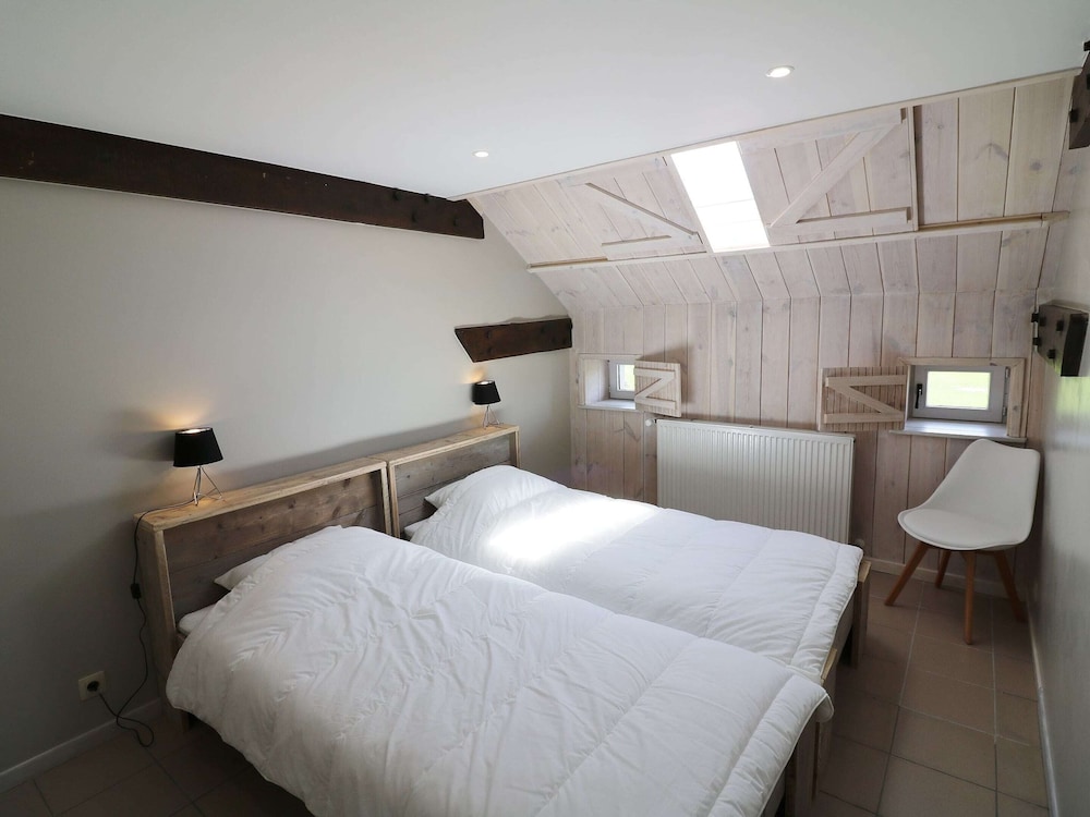 Spacious Holiday Home With a Large Playroom view 5