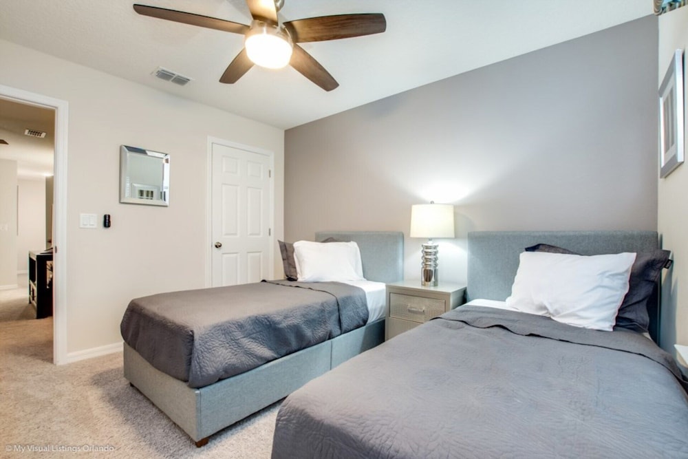 Luxury 4 Bedroom Townhome on Solara Resort, Orlando Townhome 3104 - Image 5