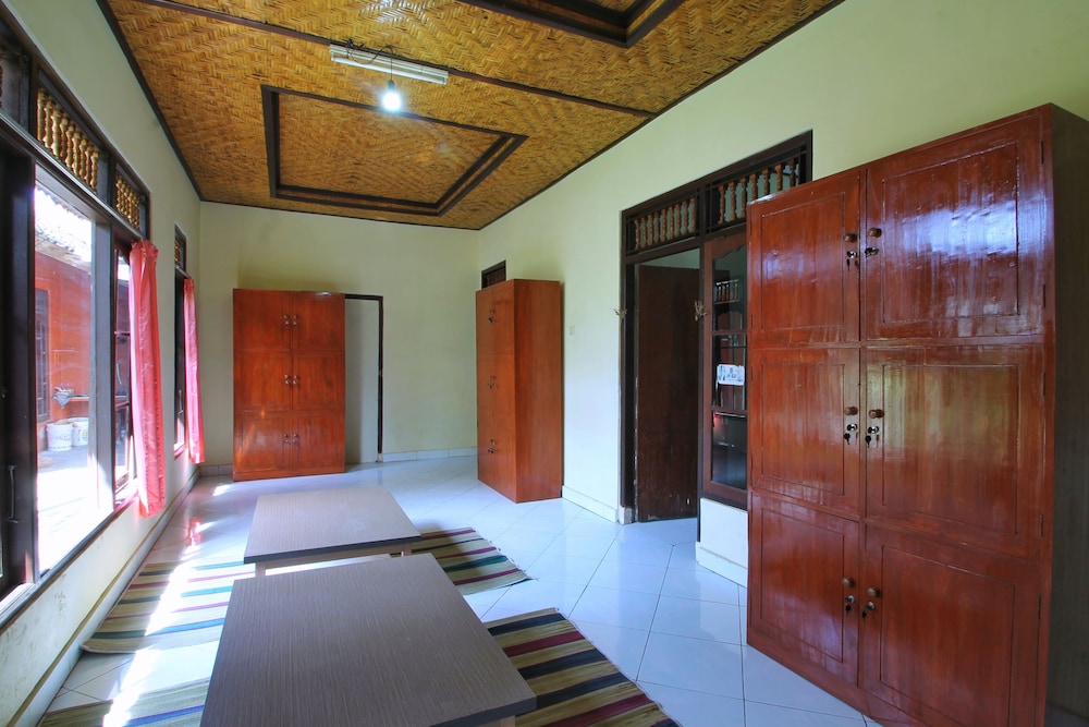 Pondok Mesari House Ubud - Hostel