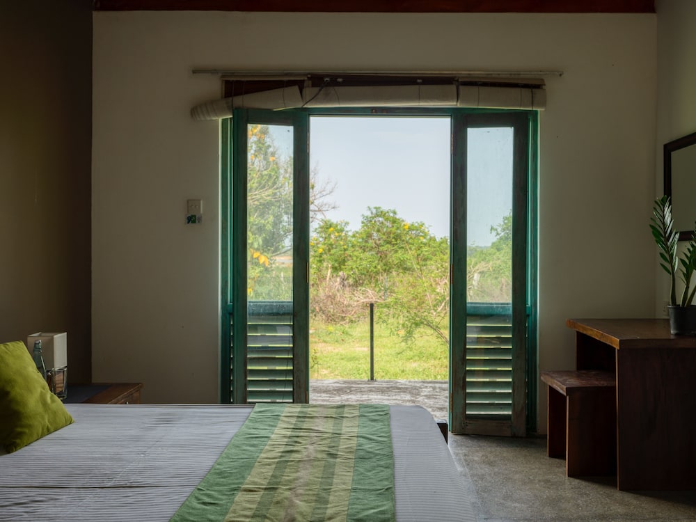 Hide Yala - Hostel