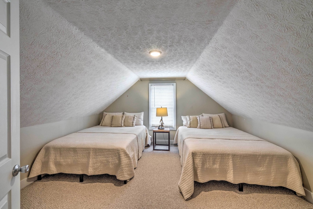 Lewisburg Vacations - Bright Green Gables Cabin: Hike, Swim BBQ - Property Image 26