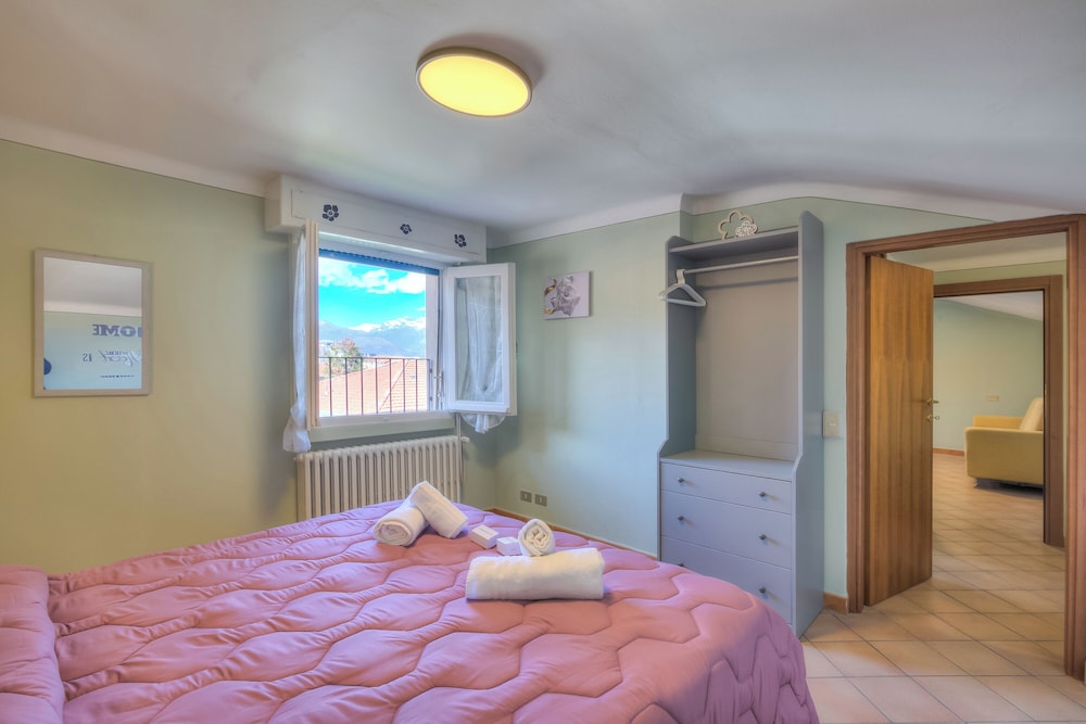 Petit Bijou De Stresa 2 Steps From Lake photo 3