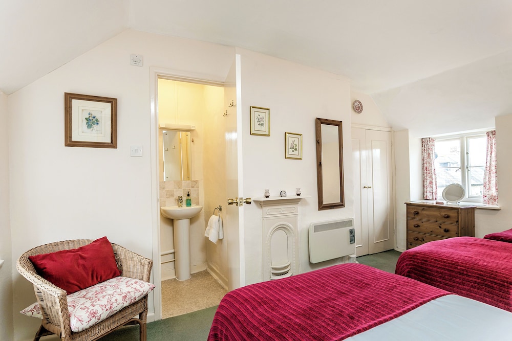 Character Farm Cottages