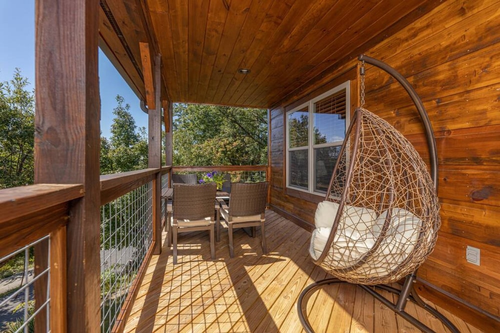 Rustic Dreamscapes in Gatlinburg