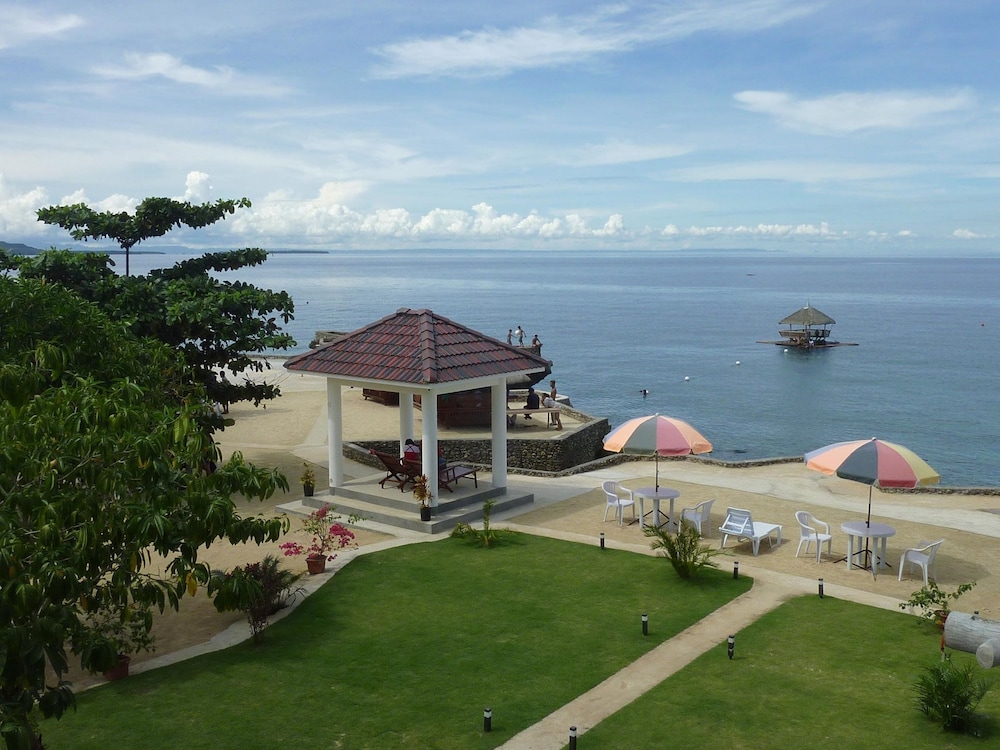 Camotes Flying Fish Resort