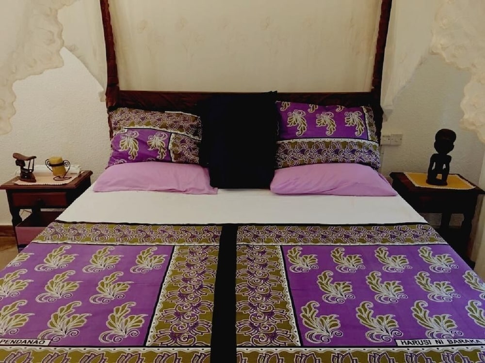 Room in Villa - Giulia Patio House Watamu view 3