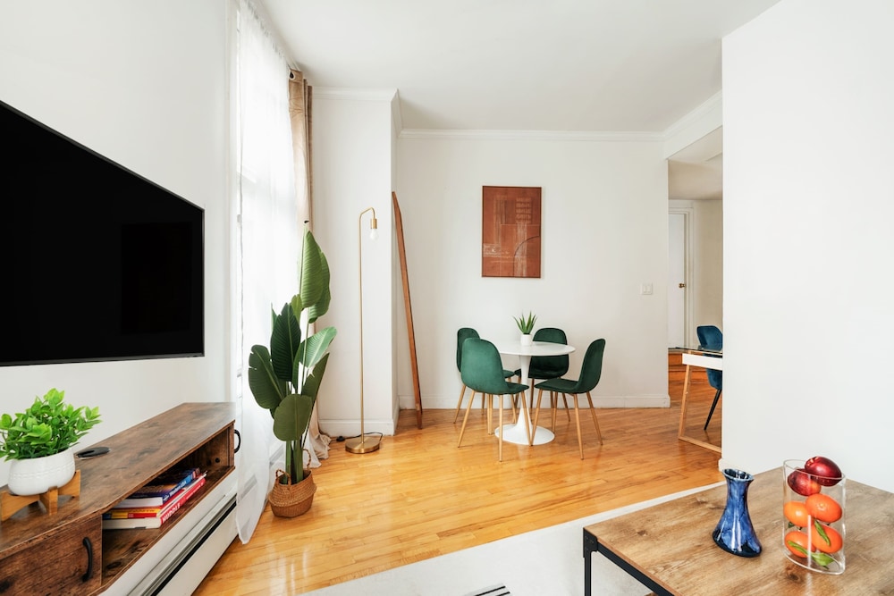 139 West Village Apt