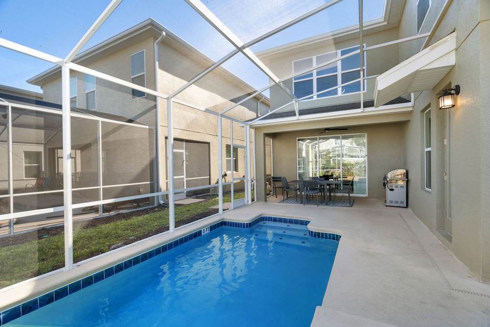 Chic 5bed Retreat Perfect for Family Getaways