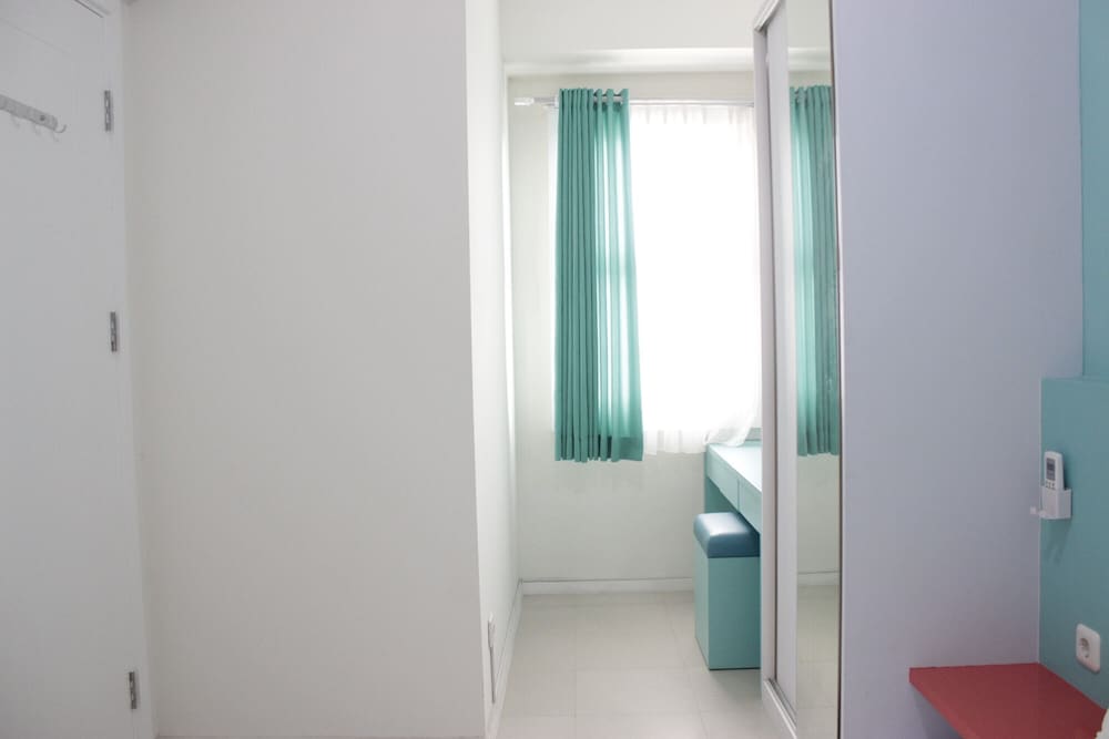 Modern Chic 2BR Apartment Parahyangan Residence near UNPAR view 2