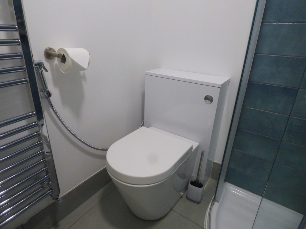 Gower - 2 Beds - Parking - EV Charger - Wifi