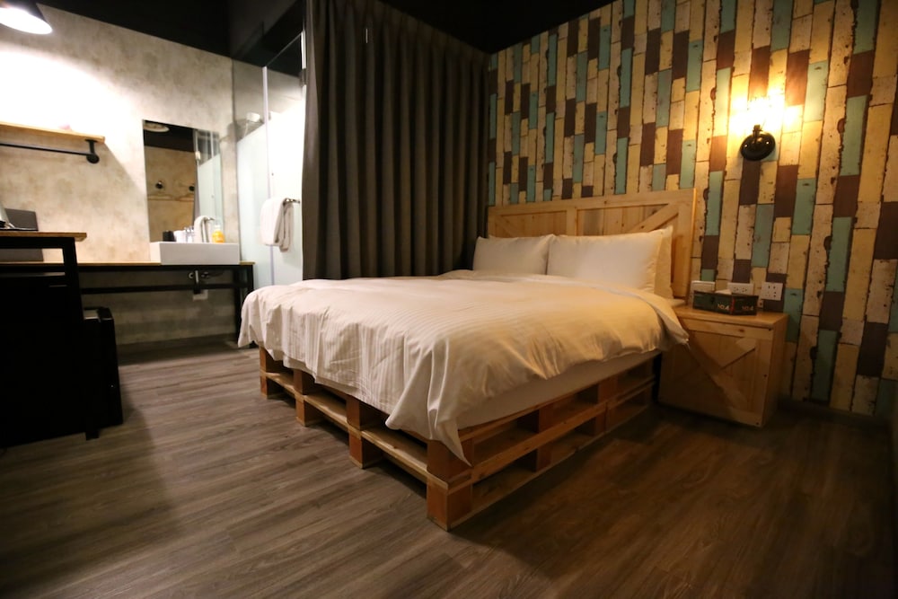 Nys Loft Hotel - Hostel