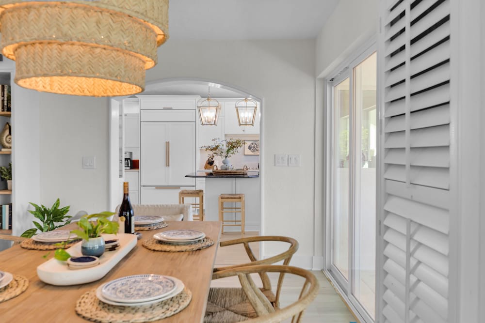 New Listing! Reel Joy Waterfront Luxe With Pool And Private Dock 4 Bedroom Home