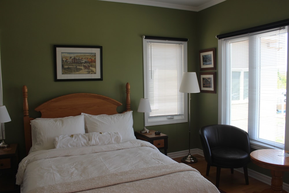 1840 Guest House