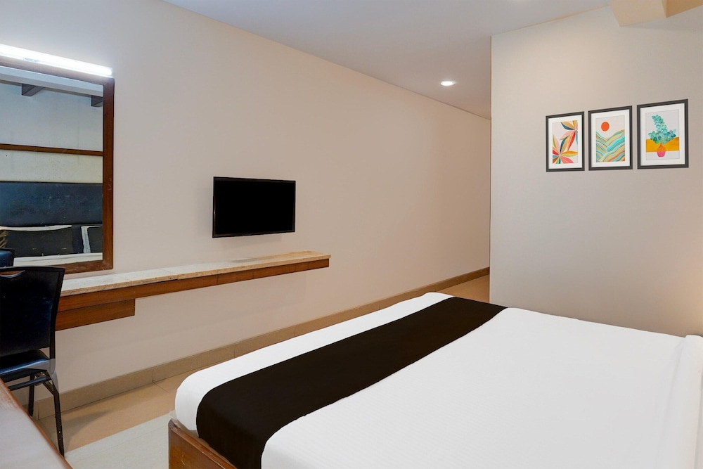 Super Townhouse Arcot Road