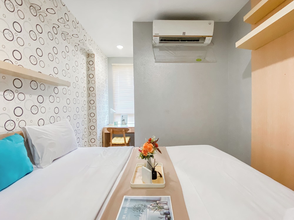 Relaxing And Homey 2Br Cinere Bellevue Suites Apartment
