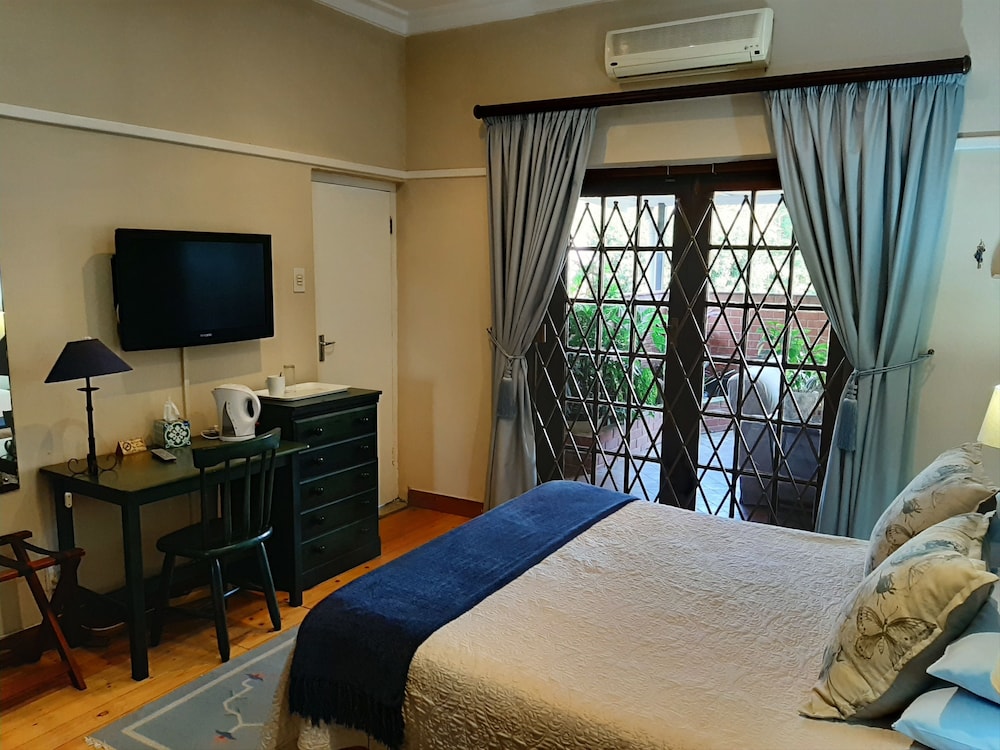 The Palms B & B