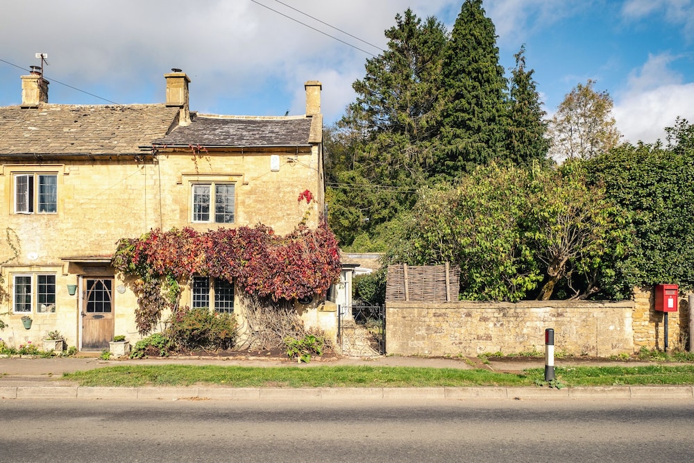Beautiful 2BD Cottage in the Cotswolds