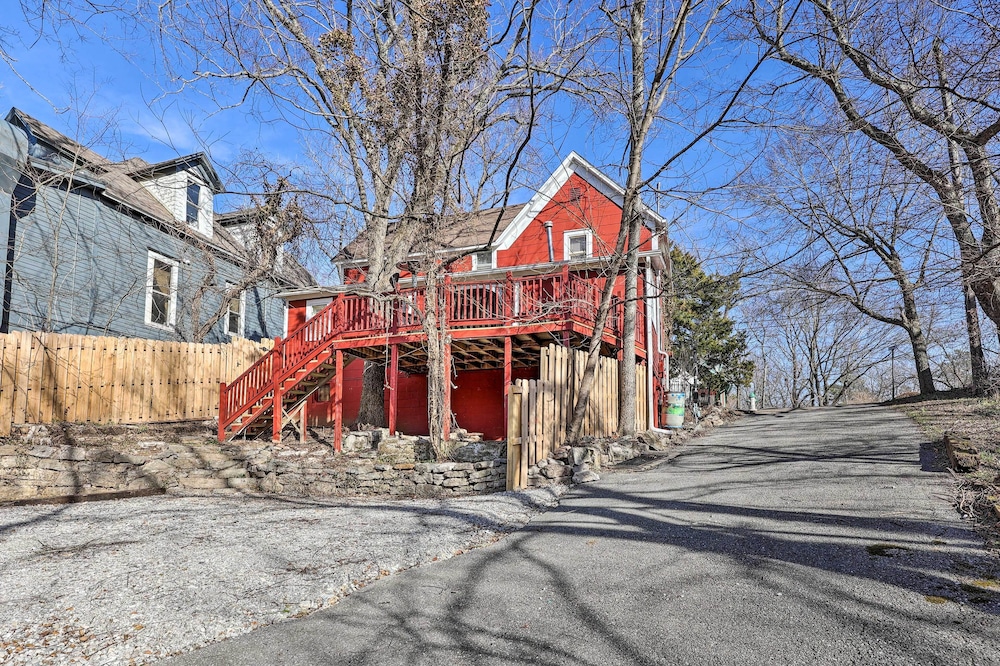 Walk to Dtwn: Historic Home in Eureka Springs