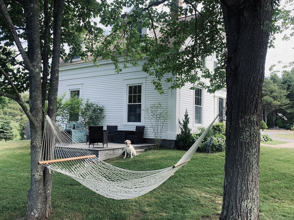 The Orchard House: Inn, Ice Cream, Cafe