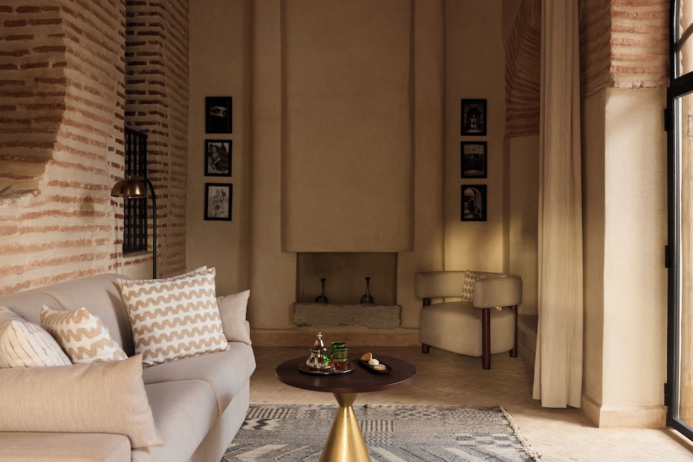 Nobu Riad